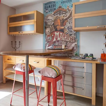 La Sensorielle-love Bnb - Balneo - Jardin - Wifi *